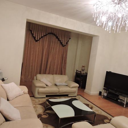 1 Shota Rustaveli Avenue Lejlighed Tbilisi Eksteriør billede
