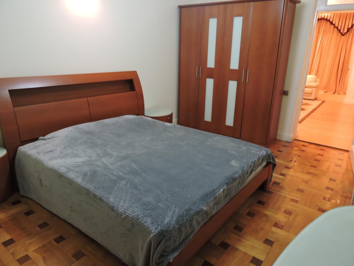 1 Shota Rustaveli Avenue Lejlighed Tbilisi Eksteriør billede