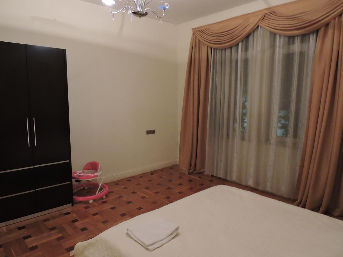 1 Shota Rustaveli Avenue Lejlighed Tbilisi Eksteriør billede